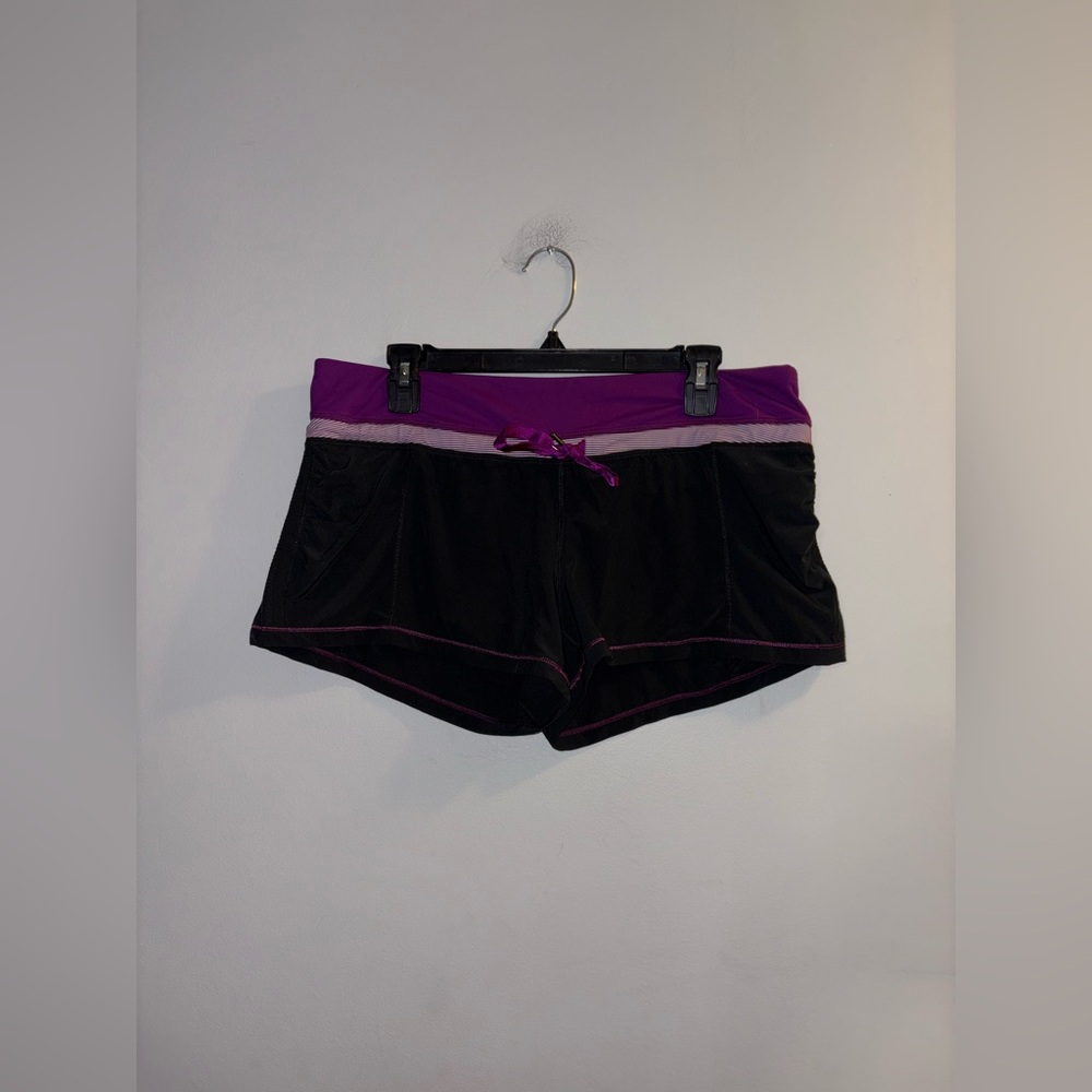 Lululemon • Shorts